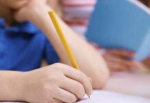 Спец екипи ще издирват деца и ще ги пращат на училище