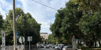 Нови табели в две зони за паркиране в Асеновград