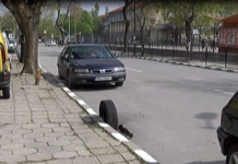 Опасна дупка на ул. „Александър Стамболийски“ в Асеновград