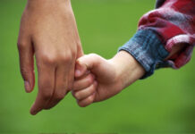 Зам.-министър Русинова: Около 1000 случаи на насилие над деца са регистрираните през 2019 г.