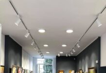 Изложба под мотото „Нежно присъствие” беше открита в Асеновград