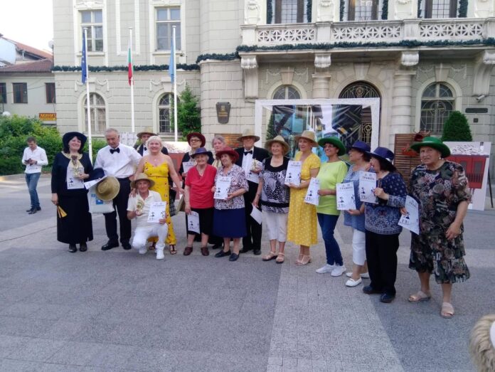 62578674_316037752605183_5502000732791898112_n