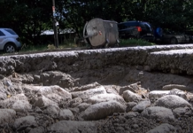 Жители в централната част на Асеновград настояват за спешен ремонт на дупките по улиците „Речна“, „Сливница“ и „Никола Й. Вапцаров“