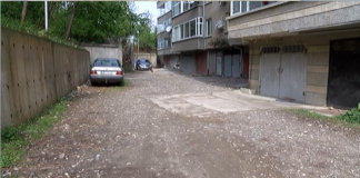 Надежда за бл. 13 в кв. Изток в Асеновград – обещаха им асфалтирано задблоково пространство