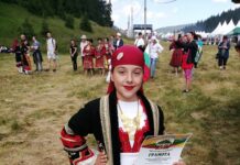 Втори ден на Роженския събор – в сърцето на гостоприемните Родопи (снимки) Талантливата асеновградчанка Лили Линова