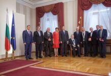 Дейци на културата и изкуството бяха удостоени с държавни отличия