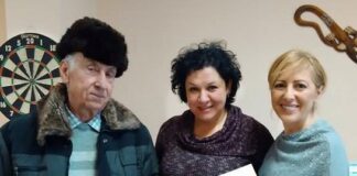 Ели Шопова с грамота от Национално движение „Русофили“ за принос в укрепването на приятелството между народите на България и Русия