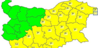 Жълт код за силен вятър в 17 области на страната днес