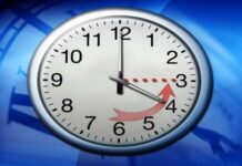 Тази нощ местим стрелките на часовниците с час назад