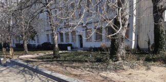 Предупреждават за силен вятър днес