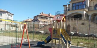 Констатирани са нередности на всички детски площадки в община Асеновград
