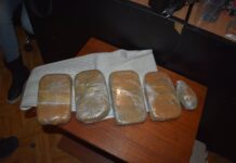 С 2 кг наркотик задържаха дъщерята и внук на цар Киро
