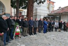 Асеновград почете 142-та годишнина от Освобождението на България с поклонение пред паметника на пряпорщик Вишняков и вдигане на националния флаг