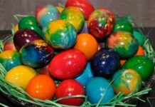 На Велики четвъртък се боядисват яйцата и се замесват козунаците за Великден