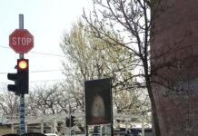 Недобросъвестни изхвърлят стари мебели до контейнерите, въпреки, че в Асеновград има площадка за безвъзмездно предаване на битов отпадък от домакинствата