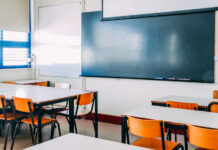 Третокласник от Пловдив с положителна проба за COVID-19