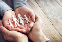 Предстои изплащането на втората част от еднократната помощ за ученици