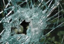 37-годишен асеновградчанин потроши стъклата на фирмен микробус
