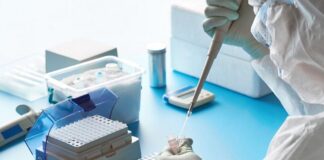 Близо 1300 нови случаи на COVID-19 у нас при малко над 10 хил. теста