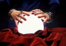 66-годишна жена бе измамена от непозната, представила се за врачка