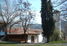 Асеновградчани почетоха празника на Св. Анна в местния параклис, носещ името на светицата