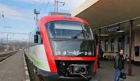 Движението на влаковете в страната ще продължава да се осъществява без промяна в тяхното разписание