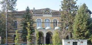 Тази година Благодатният огън от Йерусалим няма да се пренася