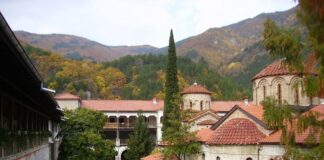 Всенощно бдение в Бачковския манастир в памет на Патриарх Евтимий Бачковски Ставропигиален Манастир Успение на Пресвета Богородица