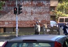 В пловдивско масово се преминава на червен светофар – и от страна на шофьори, и от пешеходци