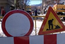 Отсечката преди колелото на Тополовския път все още остава затворена за движение