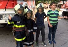 Атрактивни демонстрации и забавления за най-малките в асеновградската противопожарна служба