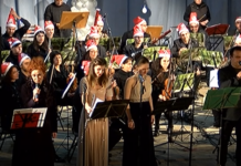 Спектакълът „Коледна приказка” на „Симфониета Враца” бе представен на асеновградска сцена