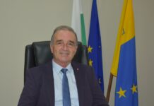 Кметът д-р Грудев с пожелание към асеновградчани: В очакване сме на новото, по-светлото, по-доброто