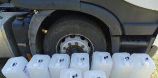 Над 600 литра прекурсор, използван за синтез на хероин, е иззет при спецакция в Пловдив