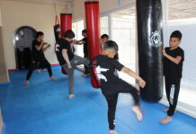 Как философията на карате стигна до децата от защитеното училище в с. Искра