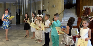 Школата по пиано с ръководител Кети Стоянова представи младите талантливи пианисти