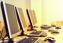 Изпит по компютърни умения за десетокласниците