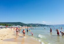 Една от целите на безплатната почивка за учениците е да създаде условия за увеличаване на физическата им активност