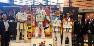 Световна титла за Никол Харизанова от СК „Оками Дожо“