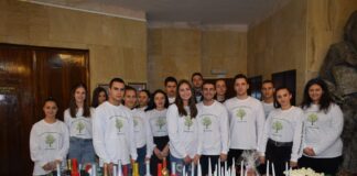 Благотворителен базар за малката Ева бе организиран от Общински младежки съвет – гр. Асеновград