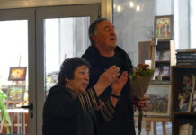 Божана Апостолова гостува в Асеновград с новите си книги