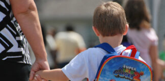 250 лв. еднократна помощ за първокласник идната учебна година