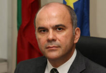 Политика за подобряване стандарта на живот на възрастните хора