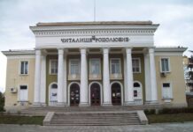 Спектакъл за Емил Димитров на финала на Есенните празници