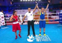Първа среща и първа победа за Станимира Петрова на Световното по бокс за жени