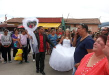 80 процента от ромите се женят преди да навършат пълнолетие