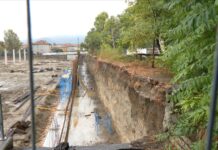 Алеята все още липсва