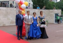 В три поредни вечери, Асеновград изпрати абитуриентите от випуск 2024