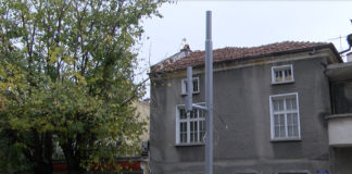 Подменят светофарната уредба на натоварено кръстовище в Асеновград