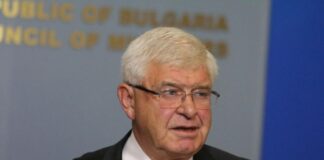 Министър Ананиев издаде заповед, с която удължава срока на всички въведени противоепидемични мерки до 12 април, включително